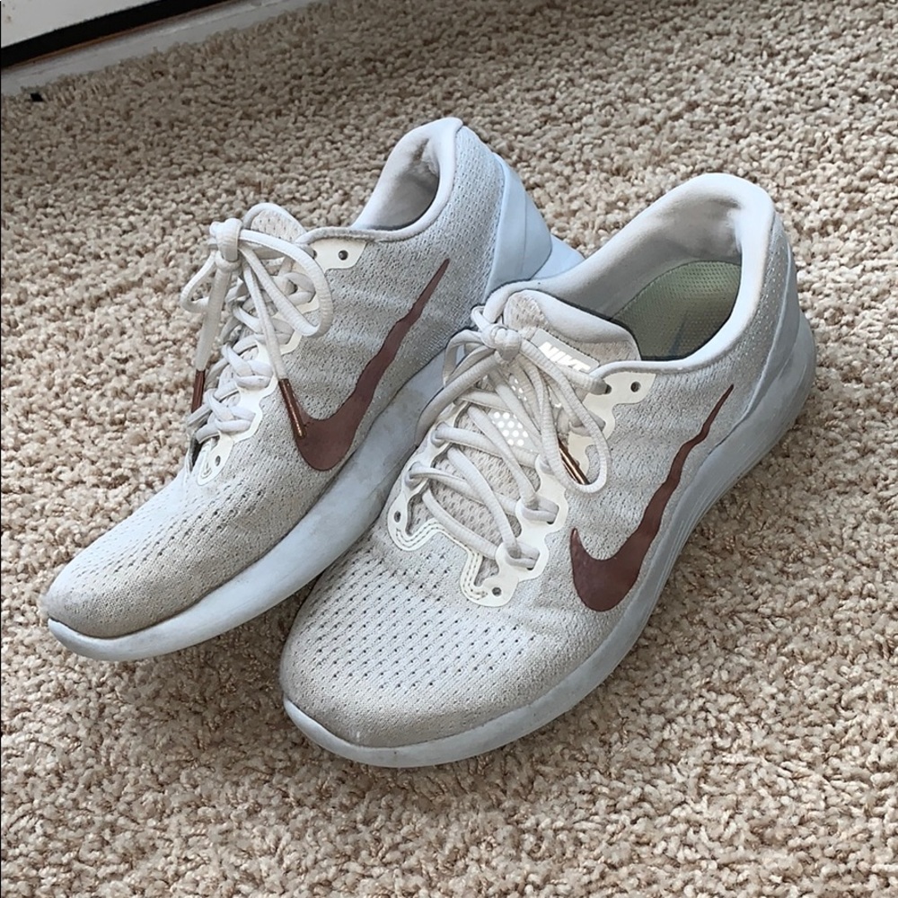 NIKE LUNARGLIDE